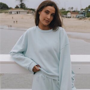 Daily Drills Classic Crew in Lake Day